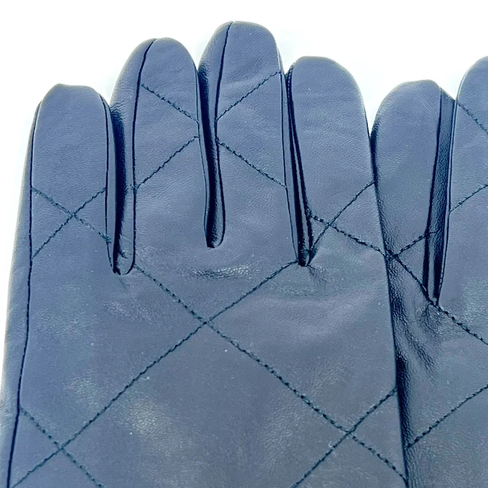 CHICO’s QUILTED DESIGN BLACK LEATHER GLOVES, INSIDE SUPER SOFT & WARM POLYESTER